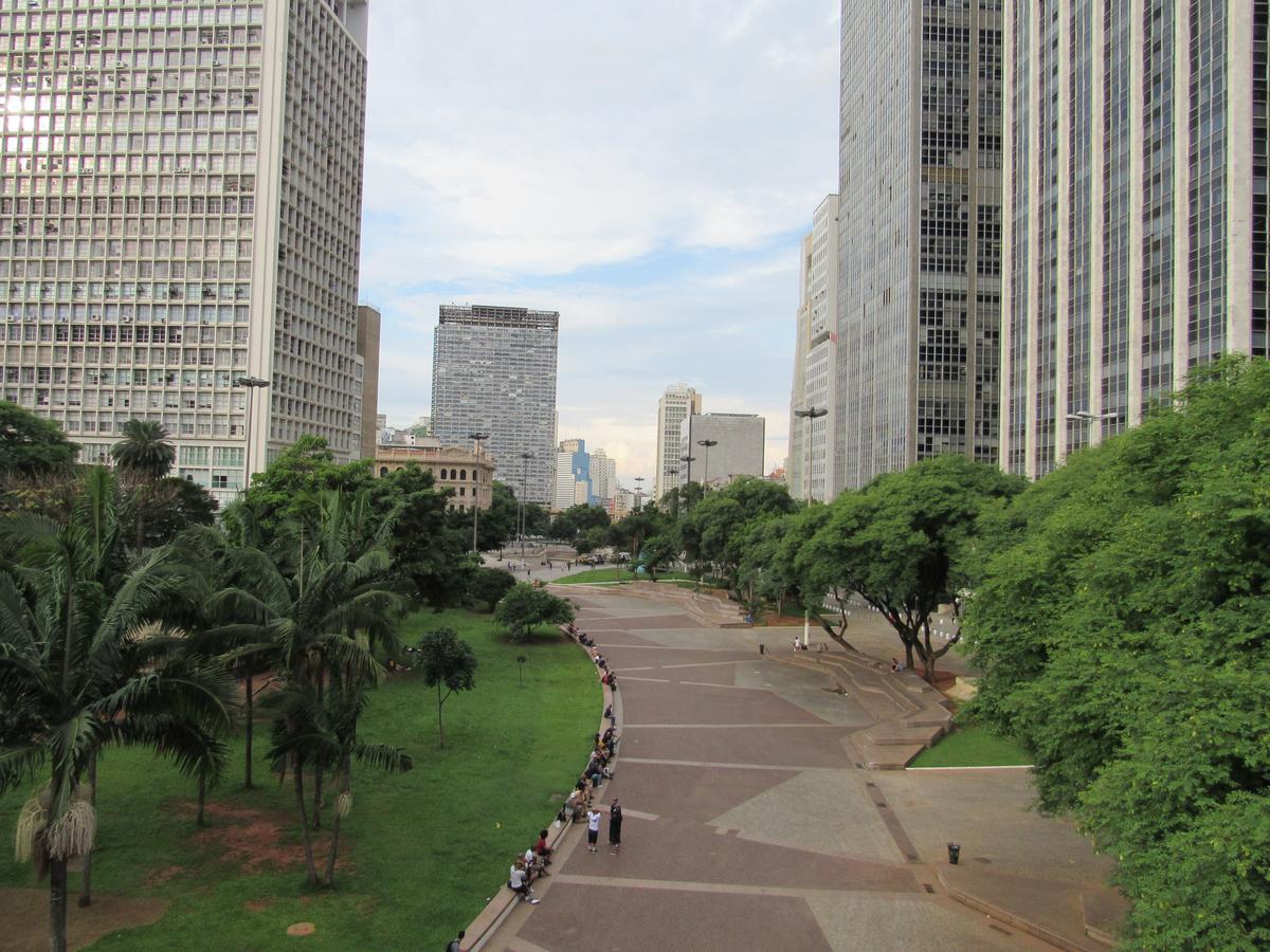 Hotel Moraes A 10 Minutos Da 25 De Marco,Bras,Bom Retiro,A 2 Minutos Do Mirante Sampa Sky E Pista De Skate Anhangabau ساو باولو المظهر الخارجي الصورة